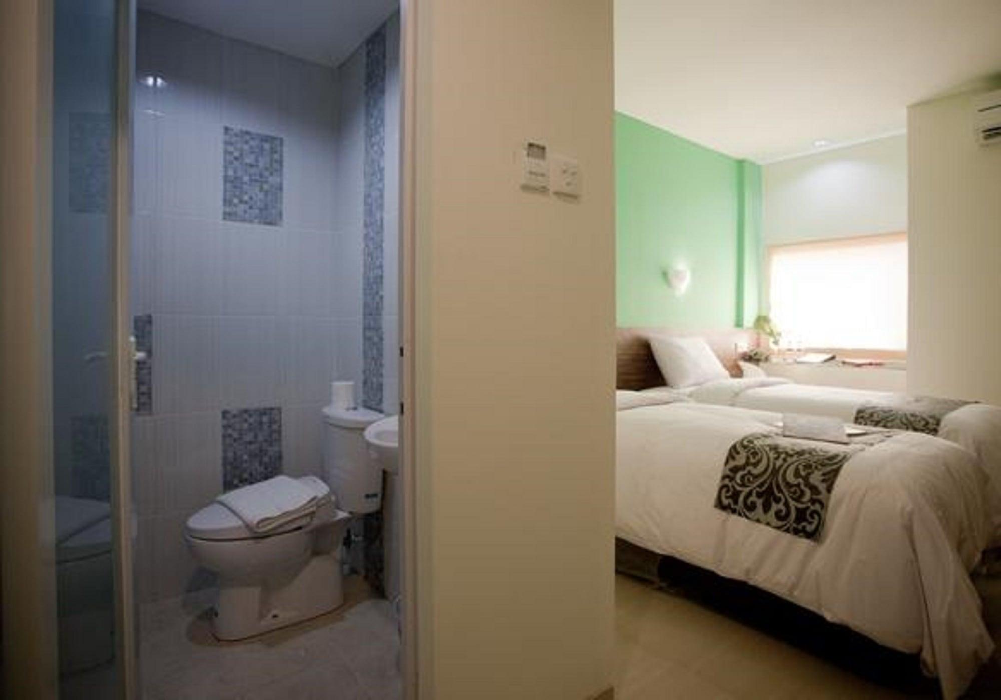 Dream @ Jimbaran Hotel Exterior photo